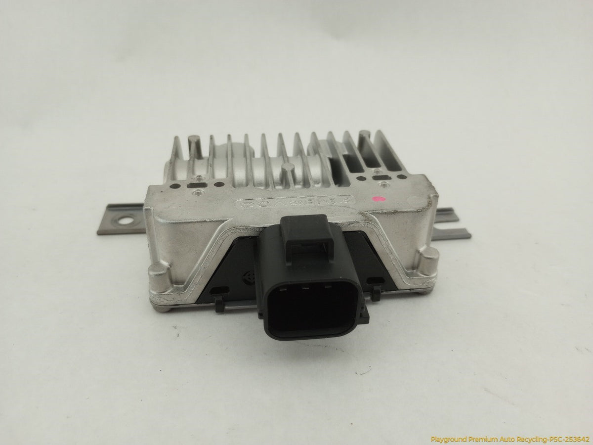 Land Rover Range Rover Fuel Pump Control Module | Playground PAR