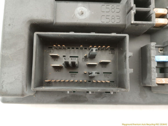 Land Rover Range Rover Front Right Cabin Fuse Box