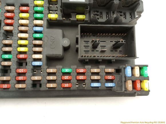 Land Rover Range Rover Front Right Cabin Fuse Box