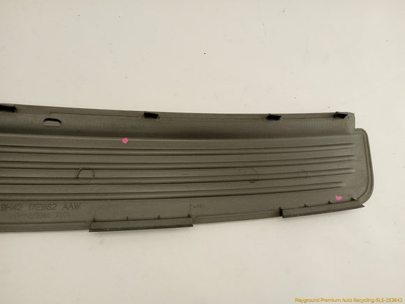 Land Rover Range Rover Rear Bumper Step Pad Cover