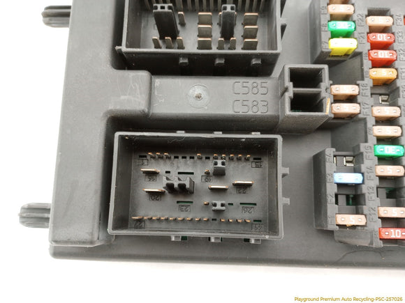 Land Rover Range Rover Front Right Cabin Fuse Box