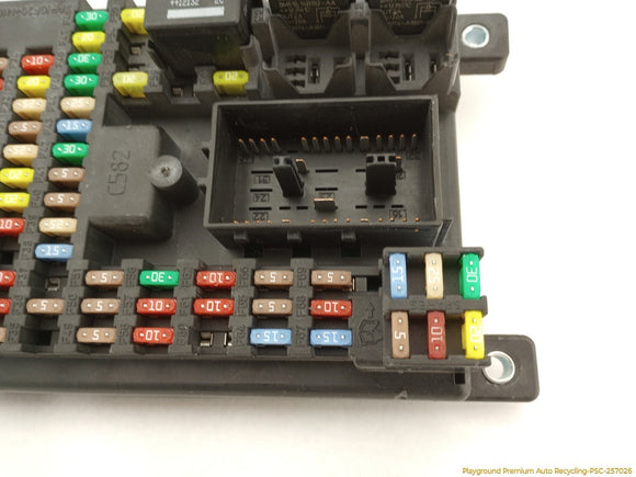 Land Rover Range Rover Front Right Cabin Fuse Box