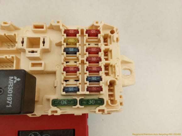 Mitsubishi Eclipse Front Cabin Fuse Box
