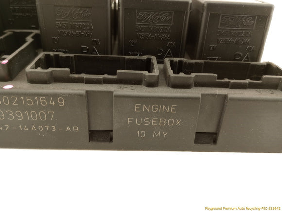 Land Rover Range Rover Front Right Engine Fuse Box