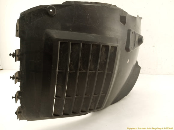 Land Rover Range Rover Passenger Right Front Inner Fender Liner