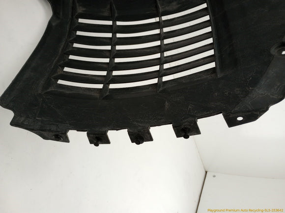 Land Rover Range Rover Passenger Right Front Inner Fender Liner