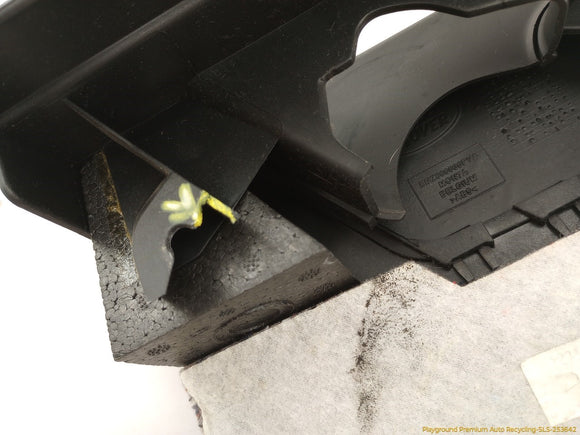 Land Rover Range Rover Pair Of Front Kick Panel