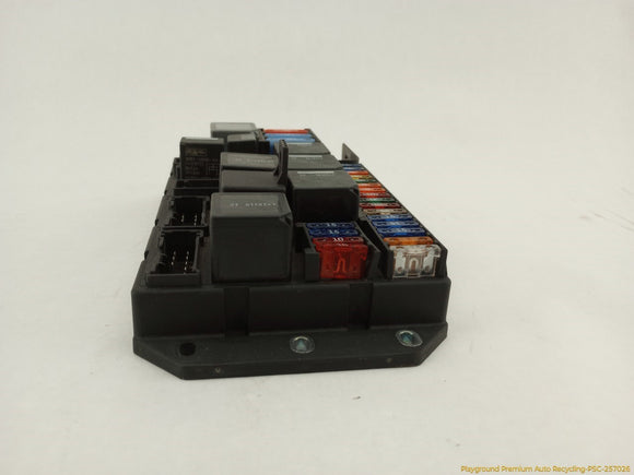 Land Rover Range Rover Front Right Engine Fuse Box