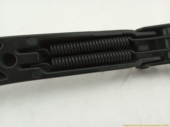 Land Rover Range Rover Pair Of Windshield Wiper Arms