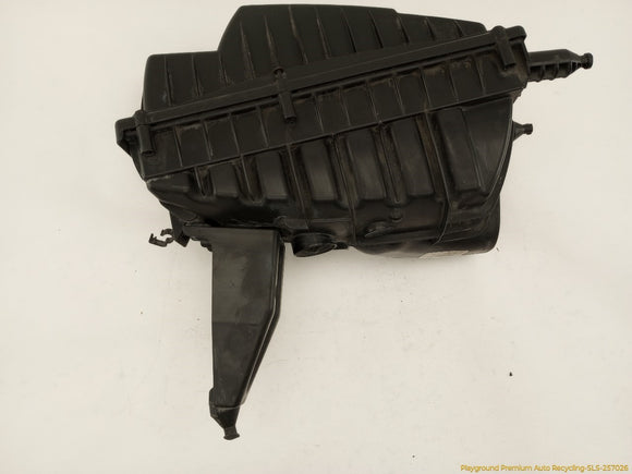 Land Rover Range Rover Front Right Air Cleaner Box Housing