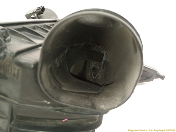 Land Rover Range Rover Front Right Air Cleaner Box Housing