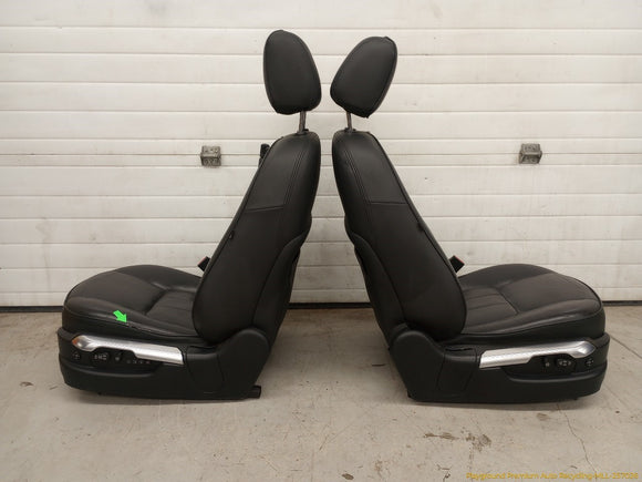 Land Rover Range Rover Pair Of Front Seats