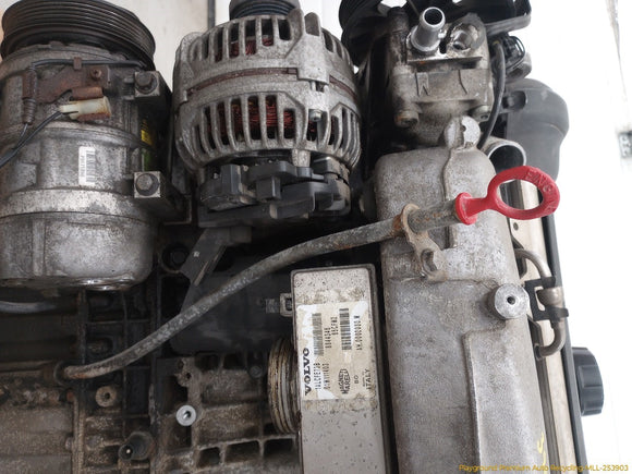 Volvo V70 Engine Assembly