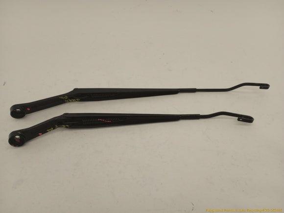 Mitsubishi Eclipse Pair Of Windshield Wiper Arms