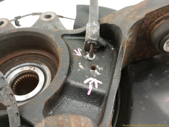 Land Rover Range Rover Driver Left Rear Spindle Knuckle Hub