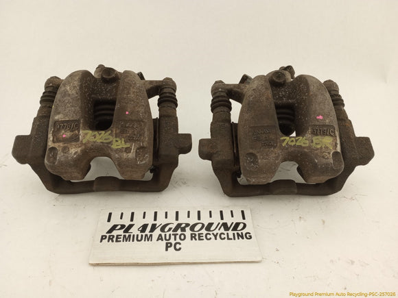 Land Rover Range Rover Pair Of Rear Brake Calipers
