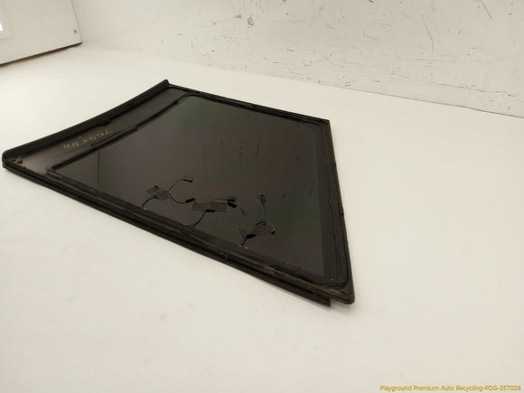 Land Rover Range Rover Passenger Right Rear Quarter Glass