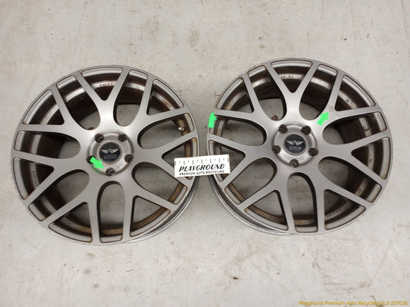 Land Rover Range Rover Pair Of Aftermarket Avarus Wheels