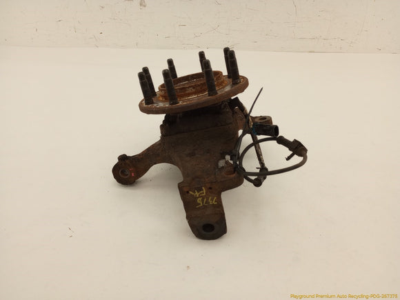Hummer H2 Passenger Right Front Spindle Knuckle Hub