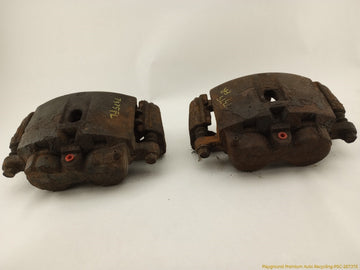 Hummer H2 Pair Of Front Brake Calipers - 0