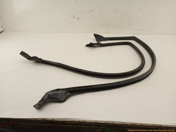 Mitsubishi Eclipse Pair Of Upper Door Seal Weatherstrips
