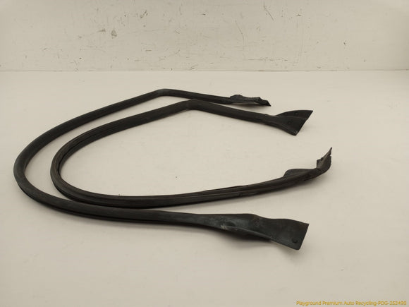 Mitsubishi Eclipse Pair Of Upper Door Seal Weatherstrips