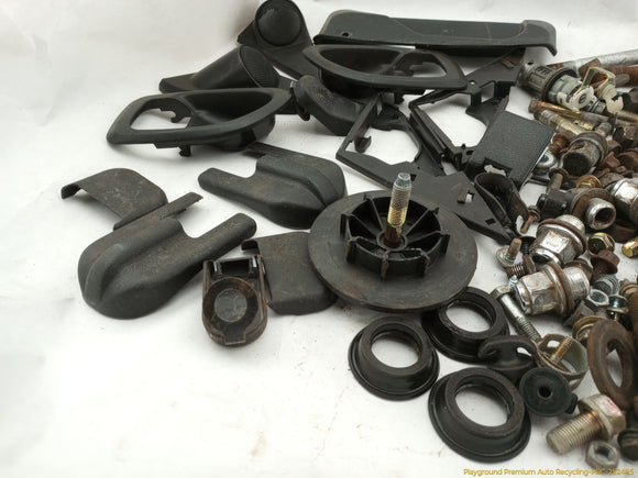 Mitsubishi Eclipse Dismantling Hardware Fasteners Bolts & Nuts