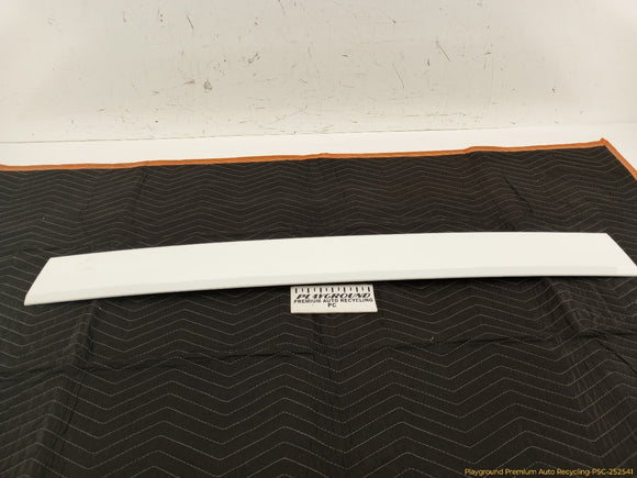 Land Rover LR4 Exterior Lower Tailgate Trim