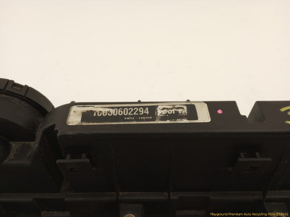 Land Rover Range Rover Passenger Right Valve Cover