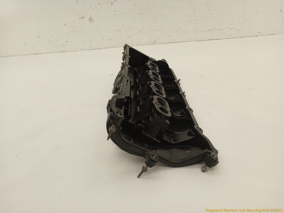 Land Rover Range Rover Passenger Right Valve Cover