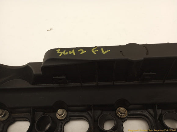 Land Rover Range Rover Driver Left Valve Cover