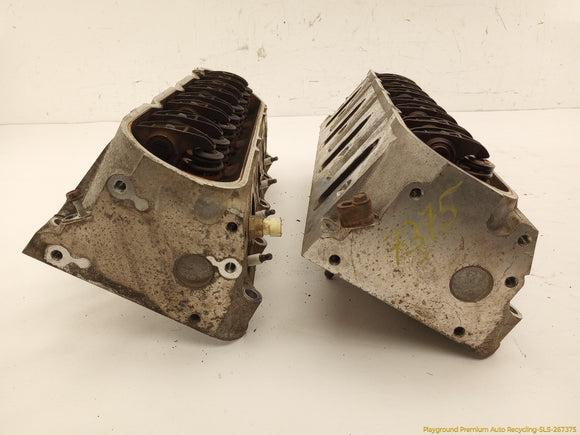 Hummer H2 **AS IS** Pair Of Cylinder Heads
