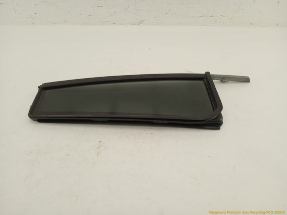 Land Rover LR4 Passenger Right Rear Door Vent Glass