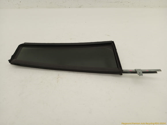 Land Rover LR4 Passenger Right Rear Door Vent Glass