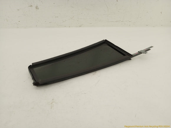 Land Rover LR4 Passenger Right Rear Door Vent Glass