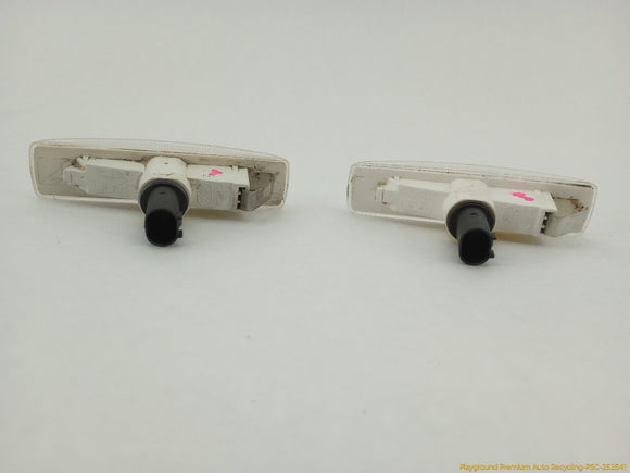 Land Rover LR4 Pair Of Front Side Markers