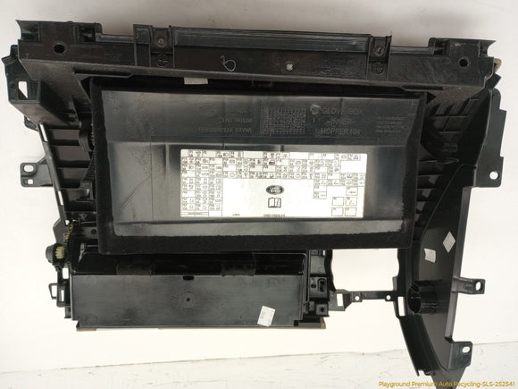 Land Rover LR4 Glove Box
