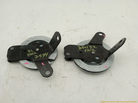 Land Rover LR4 Pair Of Tailgate Support Stay Brackets - 0