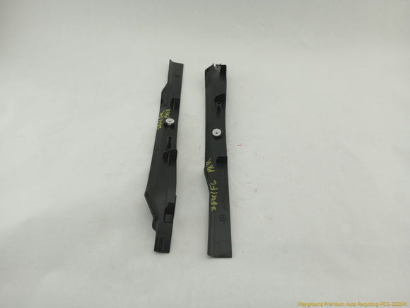 Land Rover LR4 Pair Of Front Dash A Pillar Middle Trim