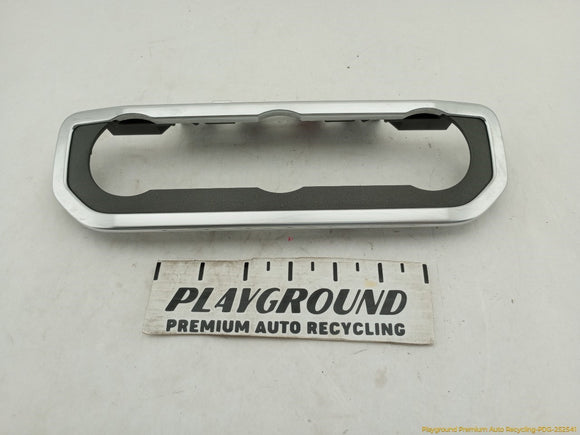 Land Rover LR4 Radio Switch Trim Bezel
