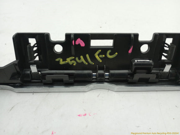 Land Rover LR4 Radio Switch Trim Bezel