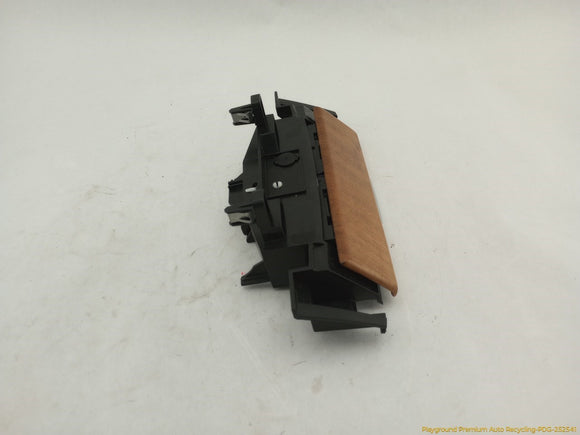 Land Rover LR4 Center Console Ashtray Panel