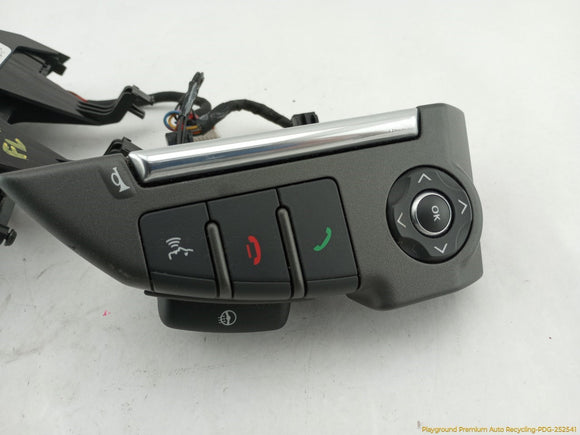 Land Rover LR4 Pair Of Steering Wheel Control Switch