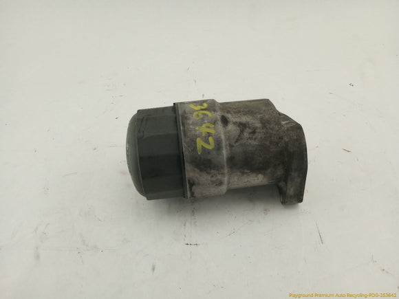 Land Rover Range Rover Oil Filter Cooler Housing