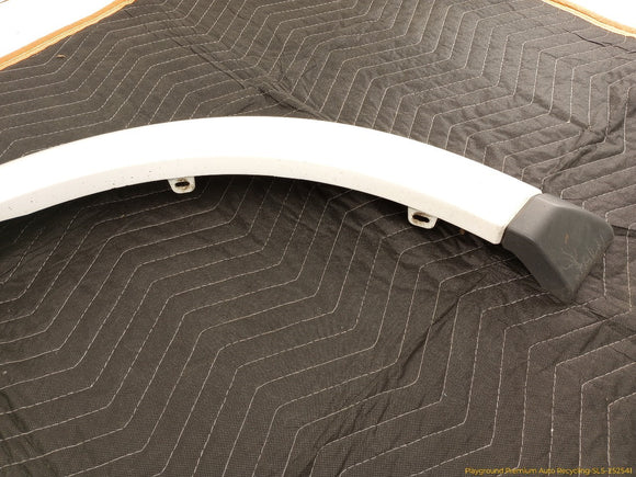Land Rover LR4 Left Front Fender Flare