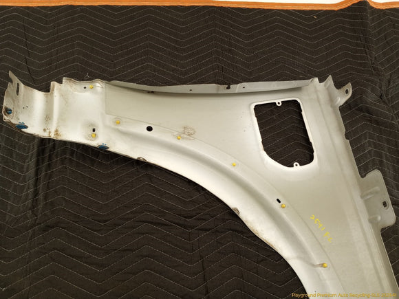 Land Rover LR4 Driver Left Front Fender
