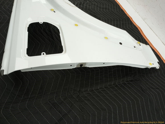 Land Rover LR4 Passenger Right Front Fender