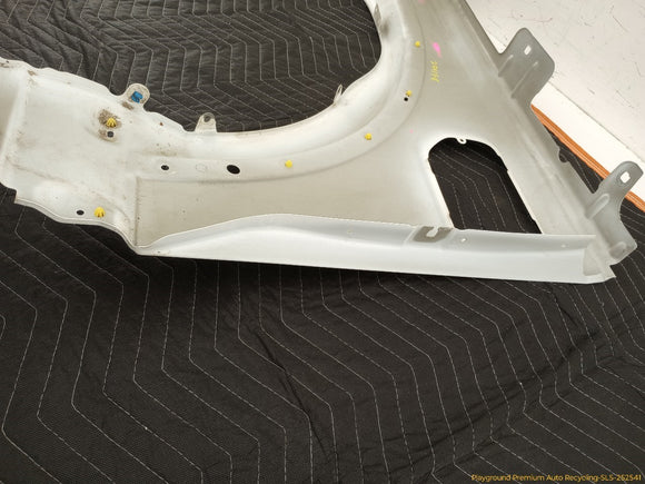 Land Rover LR4 Passenger Right Front Fender