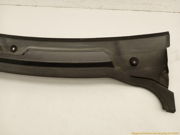 Land Rover LR4 Windshield Cowl Vent Panel