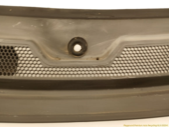 Land Rover LR4 Windshield Cowl Vent Panel